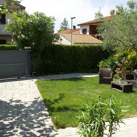 Wine Garden بولا