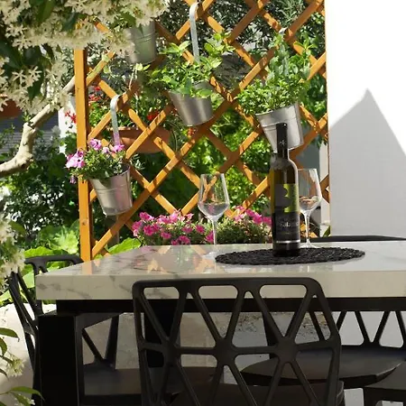 Wine Garden Tatil Evi Pula