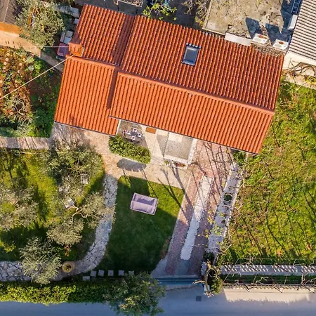 Wine Garden * Pula