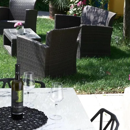 Vakantiehuis Wine Garden Pula